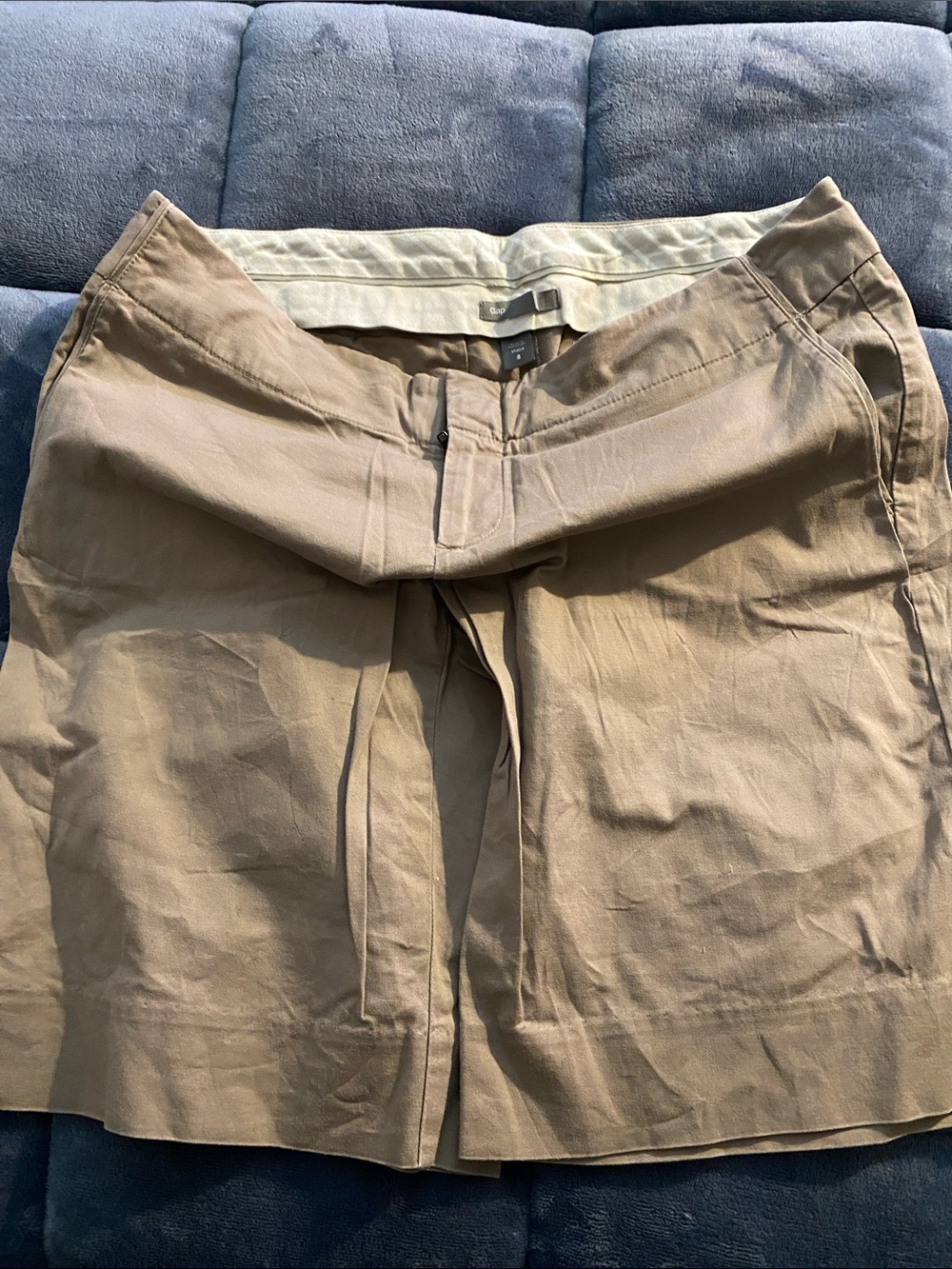 GAP Women's Tan Chino Shorts